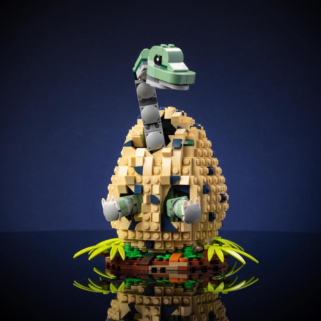 Bricker Builds - Brachiosaurus Dino Egg